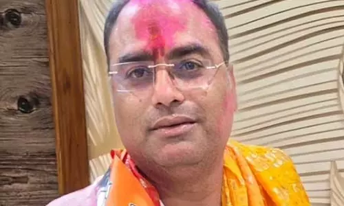 बीजेपी पार्षद सचिन मेघानी के खिलाफ महापौर मीनल चौबे को मिली शिकायत बीजेपी पार्षद सचिन मेघानी के खिलाफ महापौर मीनल चौबे को मिली शिकायत