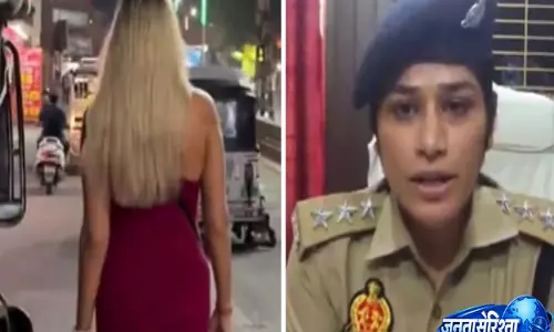 आगरा में रूसी टूरिस्ट Kira Suvorova से छेड़छाड़ के वायरल दावों को पुलिस ने बताया भ्रामक आगरा में रूसी टूरिस्ट Kira Suvorova से छेड़छाड़ के वायरल दावों को पुलिस ने बताया भ्रामक