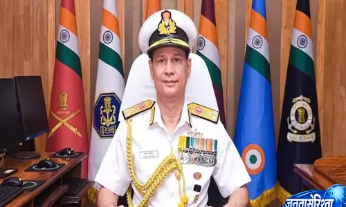 Ajay Kochhar ने भारतीय नौसेना के 48वें उप प्रमुख के रूप में कार्यभार संभाला Ajay Kochhar ने भारतीय नौसेना के 48वें उप प्रमुख के रूप में कार्यभार संभाला