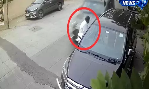 Hyderabad वकील हत्याकांड में छह गिरफ्तार, आरोपियों में भारतीय राष्ट्रीय कांग्रेस नेता और उनका बेटा शामिल Hyderabad वकील हत्याकांड में छह गिरफ्तार, आरोपियों में भारतीय राष्ट्रीय कांग्रेस नेता और उनका बेटा शामिल