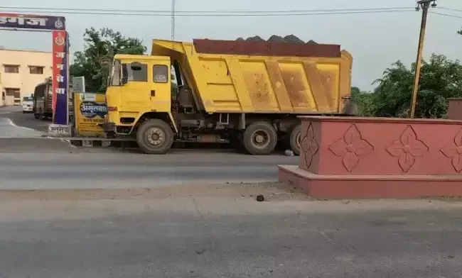 Sehore: सड़क हादसे में युवक की जान गई, दो घायल