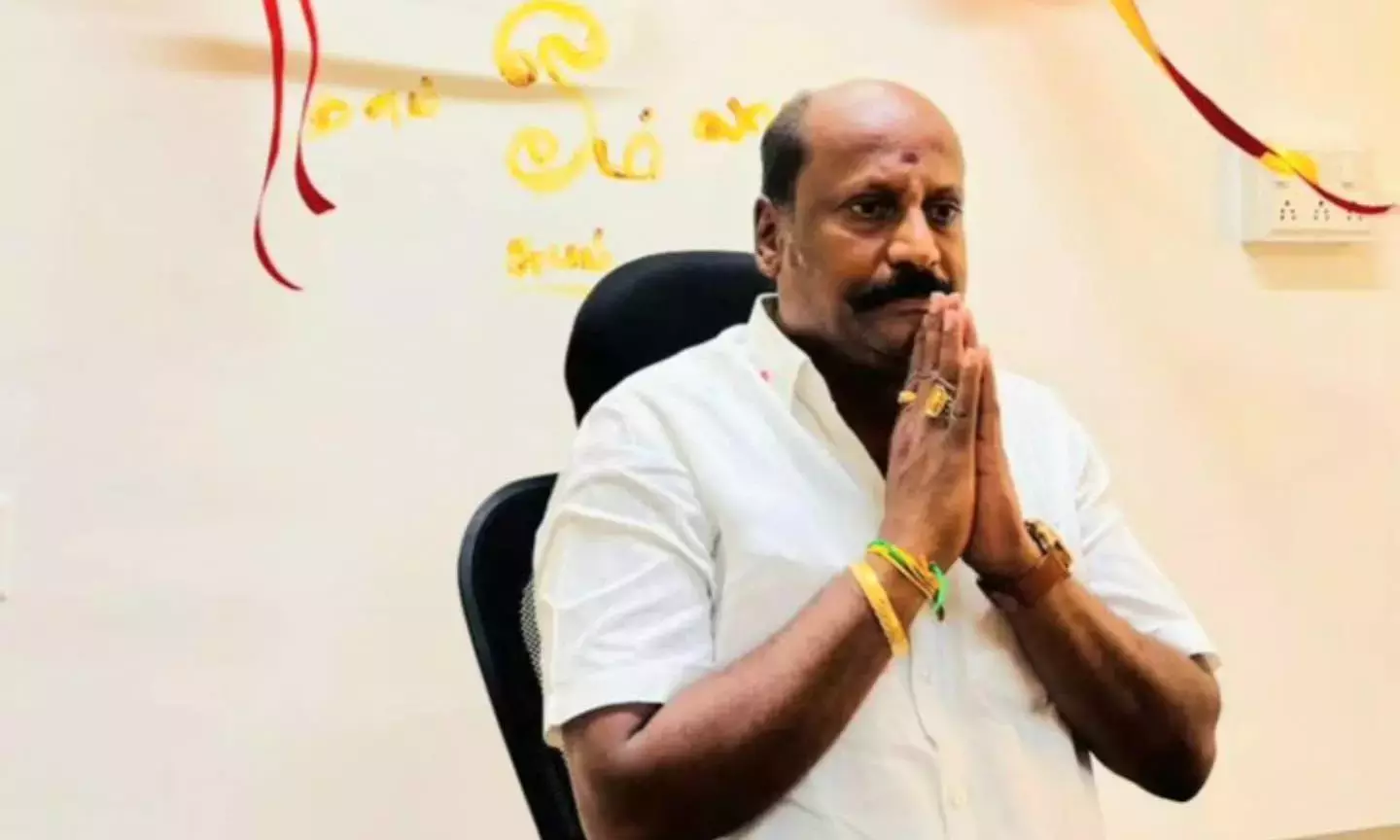 Tamil Nadu: मंत्री विजय तमिलन पार्थीबन ने आधी रात को किलाम्बक्कम टर्मिनस का दौरा किया