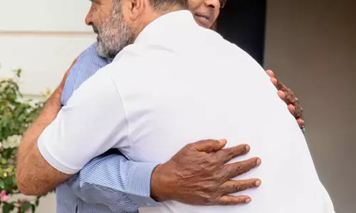 मुख्यमंत्री पद से इस्तीफा देने के एक दिन बाद सिद्दारमैया की राहुल गांधी से मुलाकात मुख्यमंत्री पद से इस्तीफा देने के एक दिन बाद सिद्दारमैया की राहुल गांधी से मुलाकात
