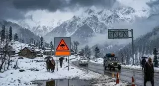 Srinagar: जम्मू-कश्मीर में मौसम बदलेगा, बारिश की चेतावनी Srinagar: जम्मू-कश्मीर में मौसम बदलेगा, बारिश की चेतावनी