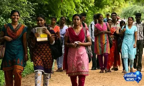 Odisha ने नई ओडिया पाठ्यपुस्तकों के साथ +2 विज्ञान सीटों की रिक्तियों की समस्या का समाधान किया Odisha ने नई ओडिया पाठ्यपुस्तकों के साथ +2 विज्ञान सीटों की रिक्तियों की समस्या का समाधान किया