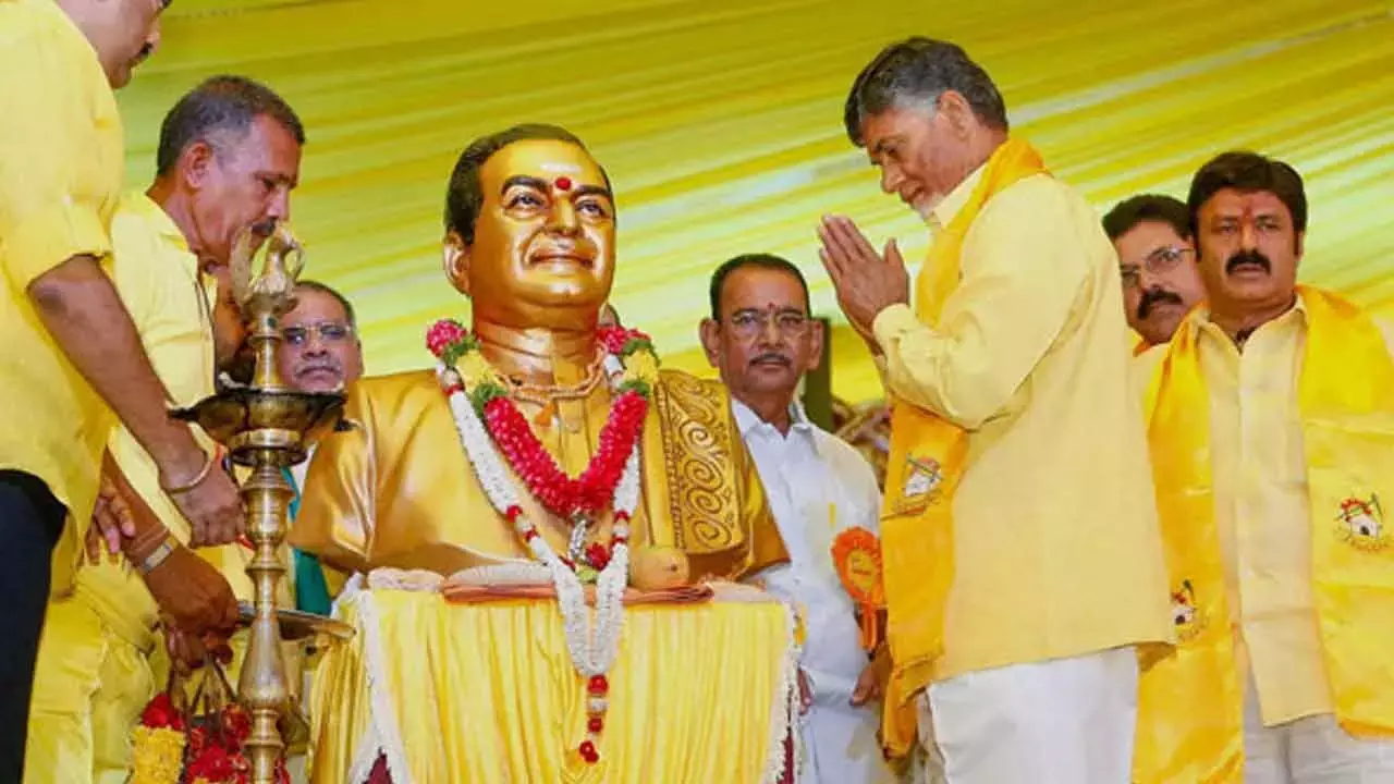 Andhra: नायडू ने एनटीआर के लिए भारत रत्न की मांग की