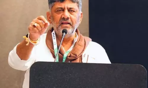 सिद्दारमैया के कार्यकाल को याद कर शिवकुमार बोले- इस यात्रा को साथ मिलकर आगे बढ़ाने के लिए तत्पर हूं सिद्दारमैया के कार्यकाल को याद कर शिवकुमार बोले- इस यात्रा को साथ मिलकर आगे बढ़ाने के लिए तत्पर हूं