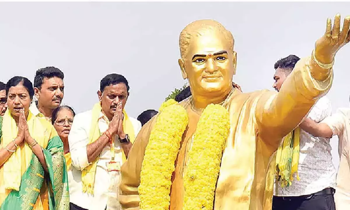 Andhra: NTR की 103वीं जयंती मनाई गई