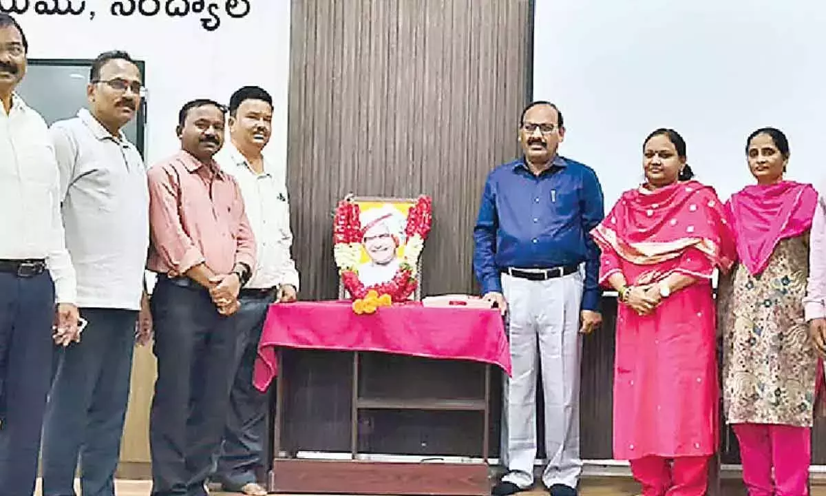 Andhra: नंद्याल में एनटीआर की 103वीं जयंती मनाई गई