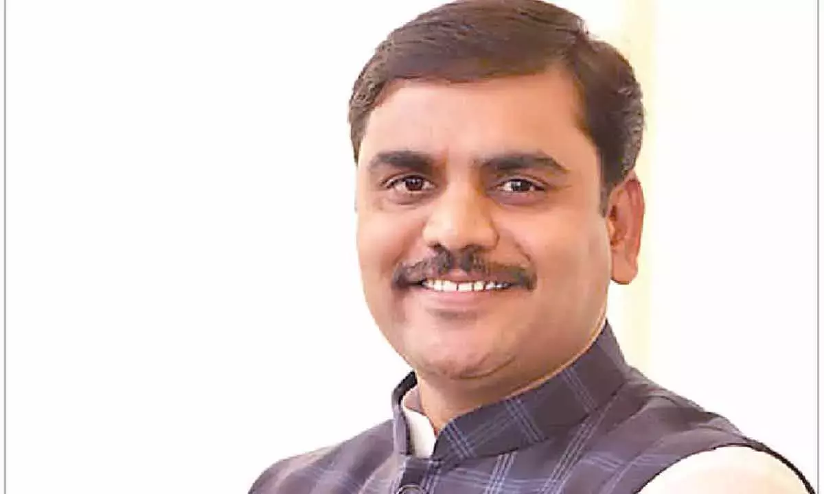 Andhra: भाजपा ने पवन कल्याण के खिलाफ अनुचित टिप्पणी की निंदा की Andhra: भाजपा ने पवन कल्याण के खिलाफ अनुचित टिप्पणी की निंदा की