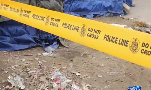 Abids Police ने होटल में हंगामा करने और रंगदारी मांगने के आरोप में एक बदमाश को किया गिरफ्तार Abids Police ने होटल में हंगामा करने और रंगदारी मांगने के आरोप में एक बदमाश को किया गिरफ्तार