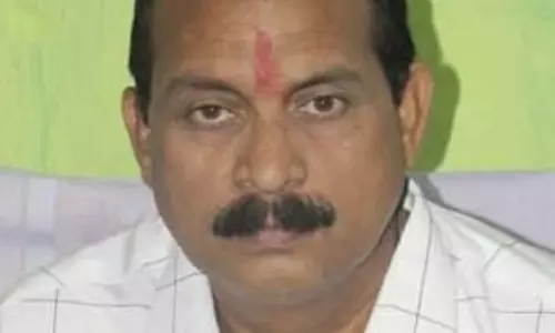 ACB ने जब सुशासन तिहार में मारी रेड, घूसखोर बाबू अरेस्ट ACB ने जब सुशासन तिहार में मारी रेड, घूसखोर बाबू अरेस्ट