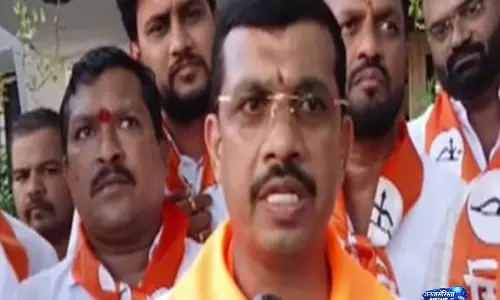 महाराष्ट्र: पुणे में अवैध शराब से हुई मौतों के मामले में FIR दर्ज, अब तक दो आरोपी नामजद महाराष्ट्र: पुणे में अवैध शराब से हुई मौतों के मामले में FIR दर्ज, अब तक दो आरोपी नामजद