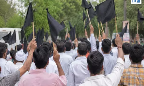 भाजपा प्रदेश अध्यक्ष के दौरे पर हंगामा, काले झंडे दिखाने पर RLP के 9 कार्यकर्ता हिरासत में