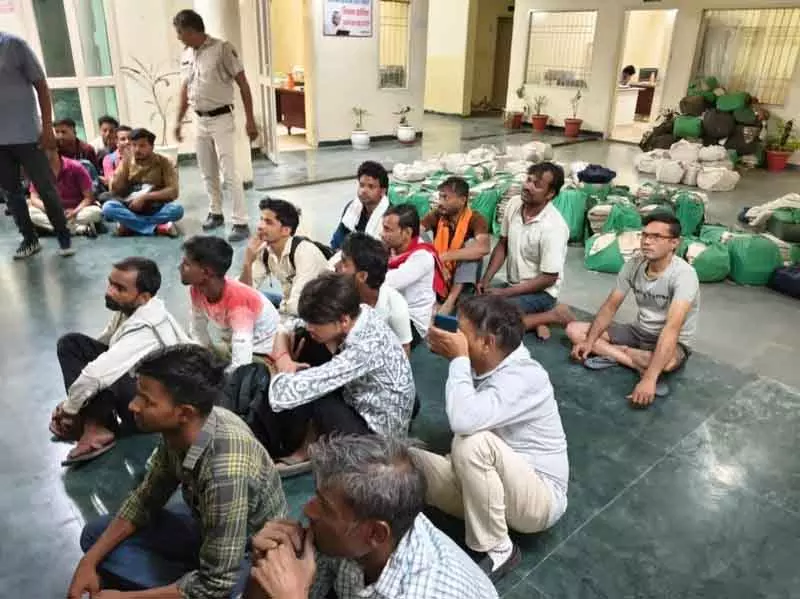 Gurugram सार्वजनिक स्थान पर शराब पीने पर 226 गिरफ्तार Gurugram सार्वजनिक स्थान पर शराब पीने पर 226 गिरफ्तार