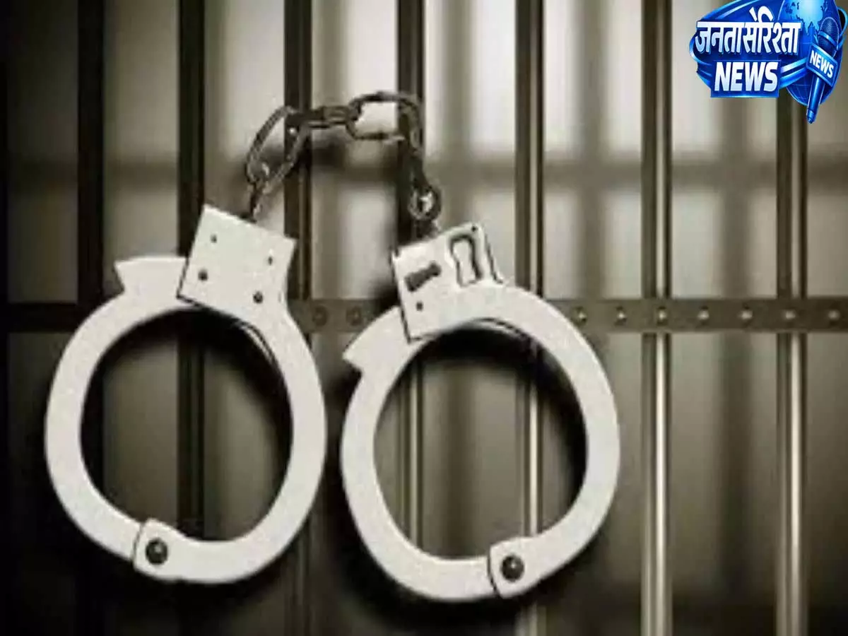 Ajmer: पूर्व सरपंच समेत चार लोगों की हत्या के बाद कार में जलाया गया, पत्नी और बच्चों सहित 3 गिरफ्तार Ajmer: पूर्व सरपंच समेत चार लोगों की हत्या के बाद कार में जलाया गया, पत्नी और बच्चों सहित 3 गिरफ्तार
