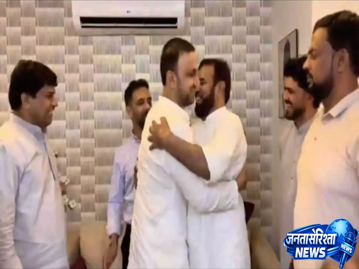 Indian National Congress के तेलंगाना अल्पसंख्यक नेताओं ने गांधी भवन में हुई झड़प के बाद सुलह कर ली Indian National Congress के तेलंगाना अल्पसंख्यक नेताओं ने गांधी भवन में हुई झड़प के बाद सुलह कर ली