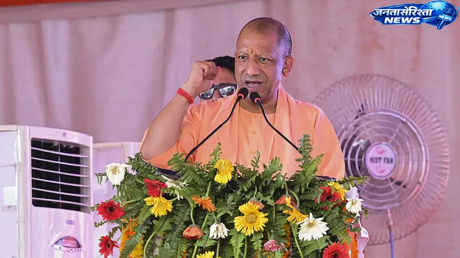 Yogi आदित्यनाथ के निर्देश: पुलिस ट्रेनिंग होगी तकनीक-आधारित Yogi आदित्यनाथ के निर्देश: पुलिस ट्रेनिंग होगी तकनीक-आधारित