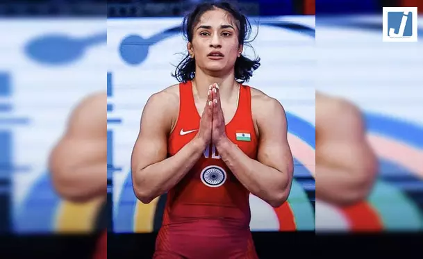 विनेश फोगाट को सुप्रीम कोर्ट से मिली बड़ी राहत, एशियन गेम्स के ट्रायल में ले सकेंगी हिस्सा विनेश फोगाट को सुप्रीम कोर्ट से मिली बड़ी राहत, एशियन गेम्स के ट्रायल में ले सकेंगी हिस्सा