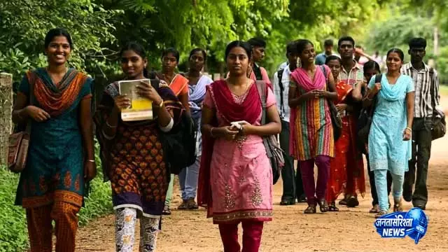 Odisha ने नई ओडिया पाठ्यपुस्तकों के साथ +2 विज्ञान सीटों की रिक्तियों की समस्या का समाधान किया Odisha ने नई ओडिया पाठ्यपुस्तकों के साथ +2 विज्ञान सीटों की रिक्तियों की समस्या का समाधान किया