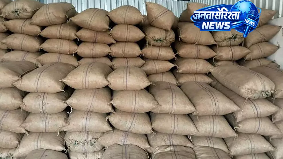 नासिक में FDA की बड़ी कार्रवाई, घटिया फूड प्रोडक्ट्स का 99 हजार से अधिक का स्टॉक जब्त नासिक में FDA की बड़ी कार्रवाई, घटिया फूड प्रोडक्ट्स का 99 हजार से अधिक का स्टॉक जब्त