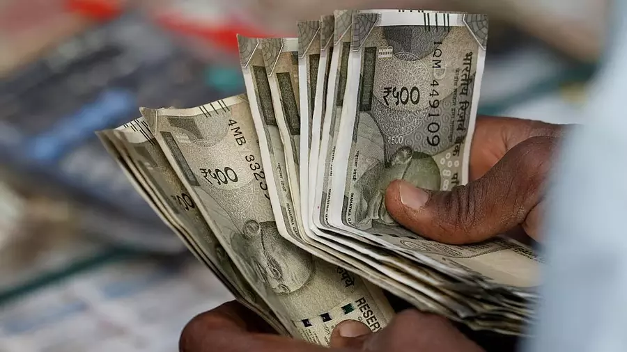 RBI रिपोर्ट में खुलासा: 2025-26 में नकली नोटों में 5.7% की बढ़ोतरी RBI रिपोर्ट में खुलासा: 2025-26 में नकली नोटों में 5.7% की बढ़ोतरी