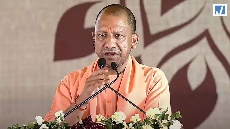 सीएम योगी ने पुलिस भर्ती बोर्ड को लेकर की उच्चस्तरीय बैठक, व्यवस्थाओं की समीक्षा सीएम योगी ने पुलिस भर्ती बोर्ड को लेकर की उच्चस्तरीय बैठक, व्यवस्थाओं की समीक्षा