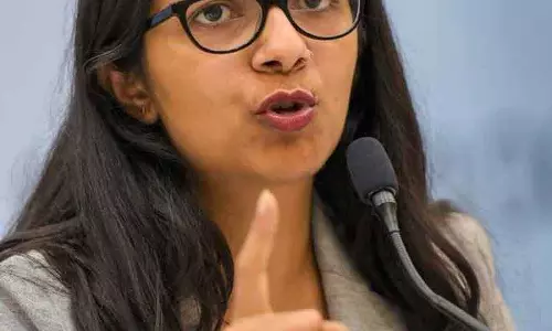 Delhi स्वाति मालीवाल ने वेप उल्लंघन मुद्दा संसद में उठाने की मांग की Delhi स्वाति मालीवाल ने वेप उल्लंघन मुद्दा संसद में उठाने की मांग की