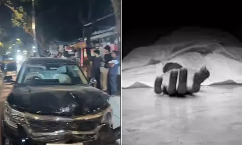 Mulund में सड़क हादसे में दो साल के बच्चे की मौत, मृतकों की संख्या दो हुई Mulund में सड़क हादसे में दो साल के बच्चे की मौत, मृतकों की संख्या दो हुई