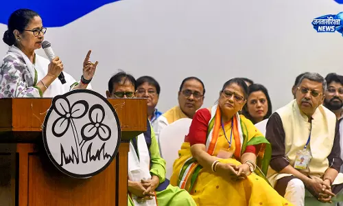 Bengal : चुनाव बाद हिंसा के खिलाफ ममता बनर्जी का 2 जून को कोलकाता में धरना प्रस्तावित Bengal : चुनाव बाद हिंसा के खिलाफ ममता बनर्जी का 2 जून को कोलकाता में धरना प्रस्तावित