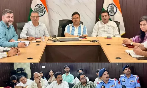 Kathua: कठुआ में शहरी विकास को गति देने के लिए मास्टर प्लान पर अहम बैठक आयोजित Kathua: कठुआ में शहरी विकास को गति देने के लिए मास्टर प्लान पर अहम बैठक आयोजित