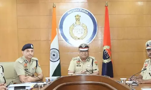 Chandigarh: परीक्षा केंद्रों पर सख्त निगरानी, नीट के लिए सुरक्षा के कड़े इंतजाम Chandigarh: परीक्षा केंद्रों पर सख्त निगरानी, नीट के लिए सुरक्षा के कड़े इंतजाम