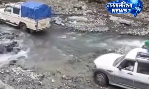 Mandi बीआरओ ने लाहौल रूट पर अस्थायी संपर्क बनाया Mandi बीआरओ ने लाहौल रूट पर अस्थायी संपर्क बनाया