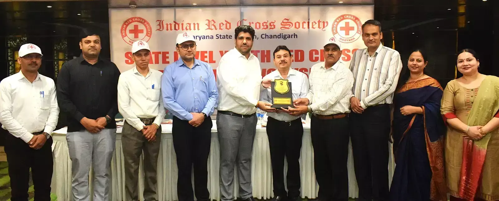 Chandigarh: नागरिक सुविधाओं में बड़ा सुधार, हर जिले में आधार अपडेट और लैब की योजना Chandigarh: नागरिक सुविधाओं में बड़ा सुधार, हर जिले में आधार अपडेट और लैब की योजना