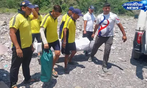 Rishikesh : सिंगटाली पुल के पास गंगा में डूबे मेरठ शोरूम कर्मचारी का शव बरामद Rishikesh : सिंगटाली पुल के पास गंगा में डूबे मेरठ शोरूम कर्मचारी का शव बरामद