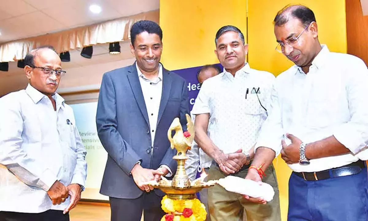 SIR का लक्ष्य त्रुटि-रहित मतदाता सूची तैयार करना है: ECI अधिकारी SIR का लक्ष्य त्रुटि-रहित मतदाता सूची तैयार करना है: ECI अधिकारी