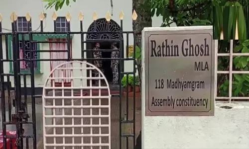 Kolkata: नगर पालिका नौकरी घोटाले की जांच में नया मोड़, रथिन घोष फिर तलब Kolkata: नगर पालिका नौकरी घोटाले की जांच में नया मोड़, रथिन घोष फिर तलब