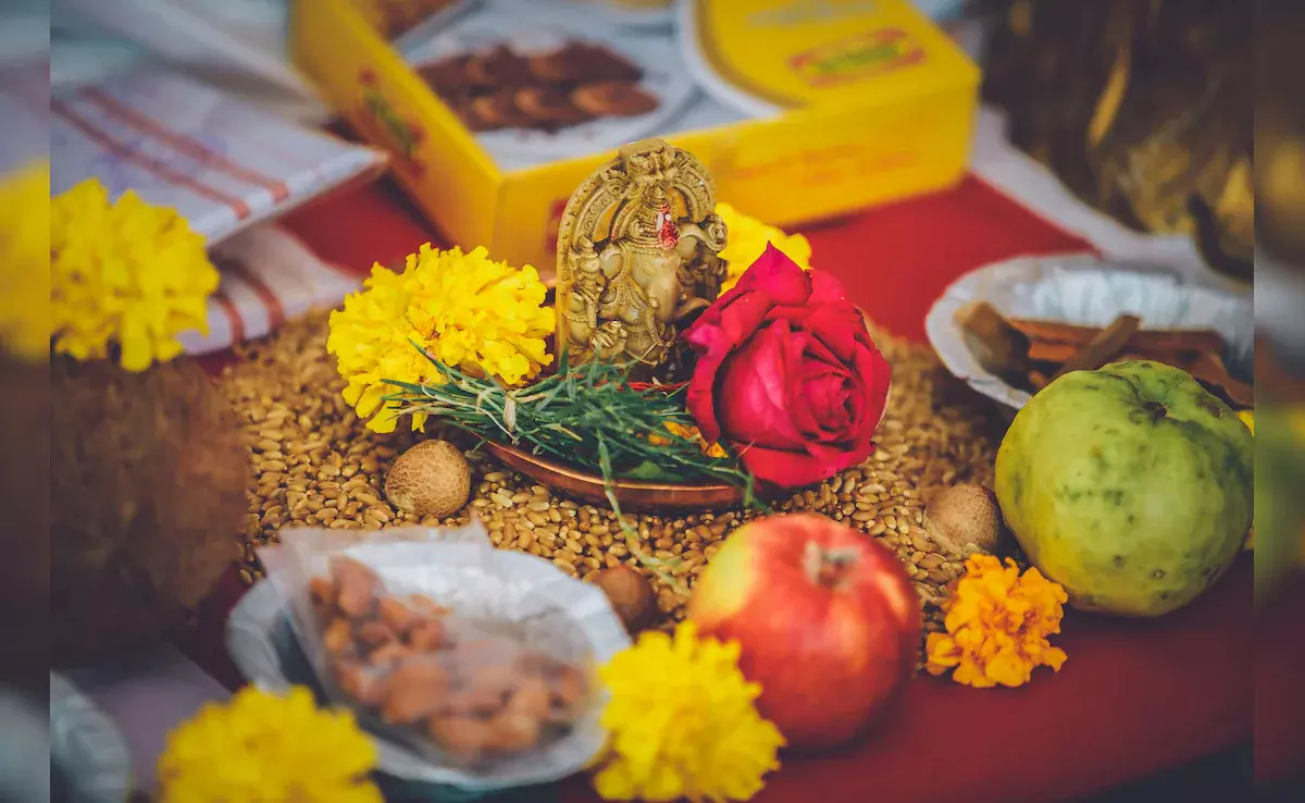 संकष्टी चतुर्थी 2026: विभुवन संकष्टी व्रत की तारीख, शुभ मुहूर्त और पूजा का महत्व संकष्टी चतुर्थी 2026: विभुवन संकष्टी व्रत की तारीख, शुभ मुहूर्त और पूजा का महत्व