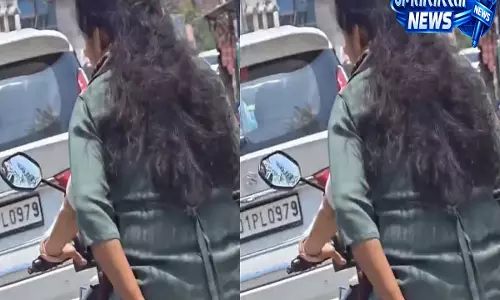 ‘मेरे भाई पर ₹6000 का जुर्माना, और खुद बिना हेलमेट?’ मधुबनी में महिला SP का वीडियो वायरल ‘मेरे भाई पर ₹6000 का जुर्माना, और खुद बिना हेलमेट?’ मधुबनी में महिला SP का वीडियो वायरल