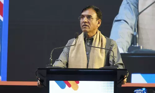 मेघालय में 2027 के राष्ट्रीय खेल नए मानक स्थापित करेंगे: मनसुख मांडविया ने समीक्षा बैठक की अध्यक्षता की मेघालय में 2027 के राष्ट्रीय खेल नए मानक स्थापित करेंगे: मनसुख मांडविया ने समीक्षा बैठक की अध्यक्षता की
