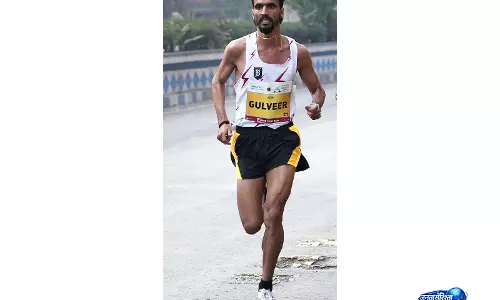 Gulveer Singh 4 मिनट से कम समय में मील दौड़ने वाले पहले भारतीय बने Gulveer Singh 4 मिनट से कम समय में मील दौड़ने वाले पहले भारतीय बने