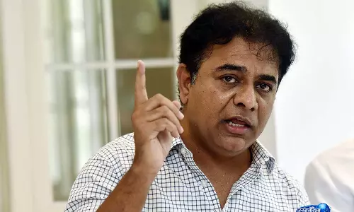 KTR का राहुल गांधी पर हमला, बेरोजगार युवाओं के मुद्दे पर कांग्रेस को घेरा KTR का राहुल गांधी पर हमला, बेरोजगार युवाओं के मुद्दे पर कांग्रेस को घेरा