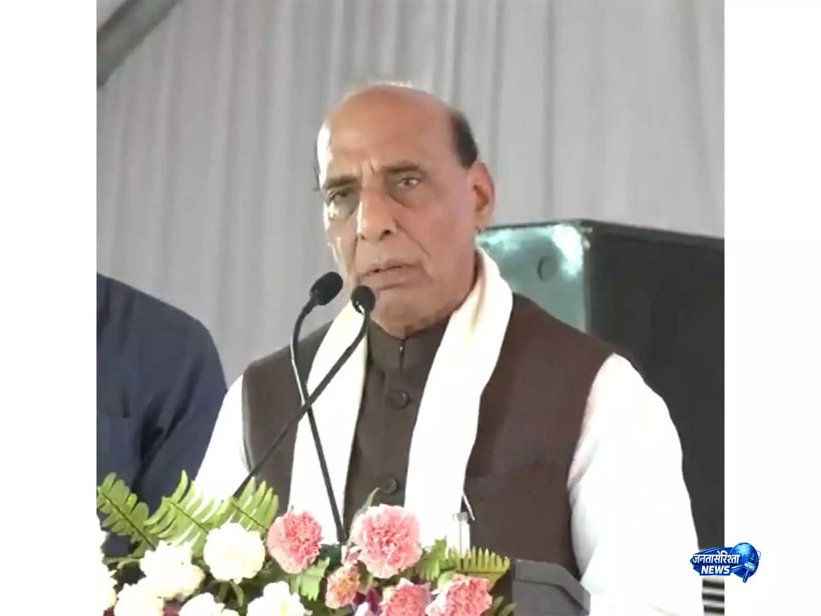 लखनऊ की नौसेना शौर्य वाटिका प्रेरणा का केंद्र बनेगी: Rajnath Singh लखनऊ की नौसेना शौर्य वाटिका प्रेरणा का केंद्र बनेगी: Rajnath Singh