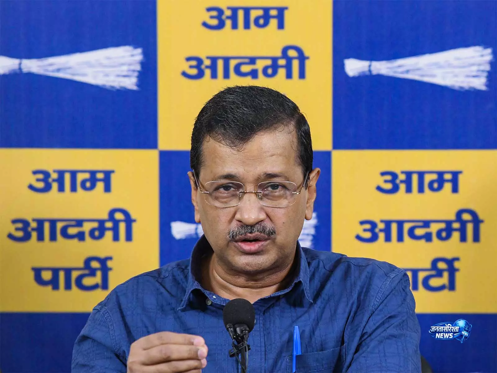 CUET-UG गड़बड़ी पर केजरीवाल का पीएम मोदी पर तंज CUET-UG गड़बड़ी पर केजरीवाल का पीएम मोदी पर तंज