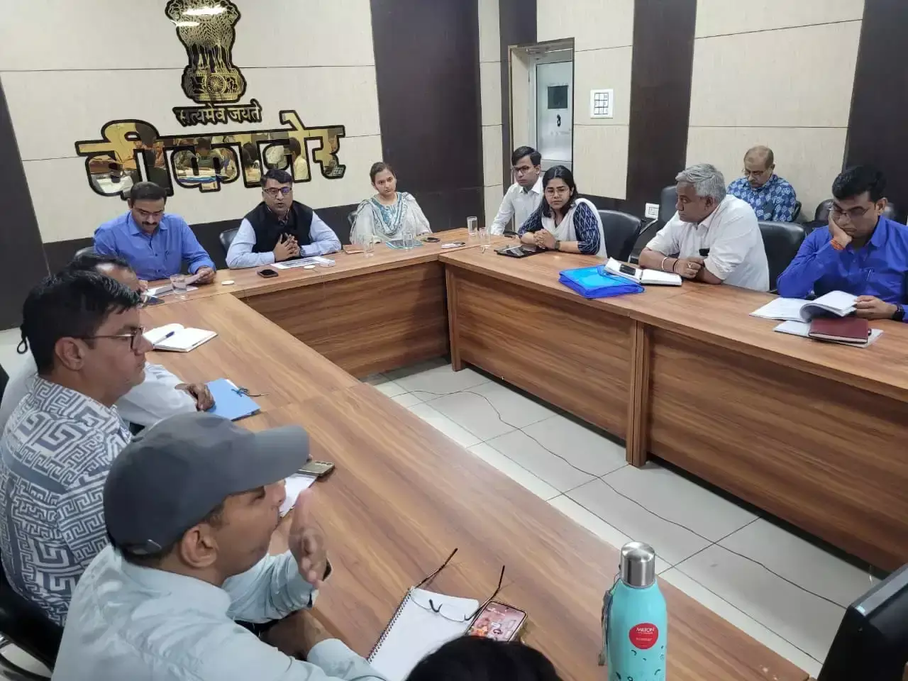 Bikaner: जल संरक्षण को लेकर जनजागरण अभियान चलाने की अपील Bikaner: जल संरक्षण को लेकर जनजागरण अभियान चलाने की अपील