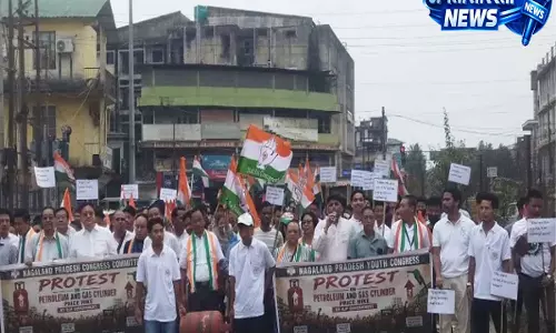 Nagaland: पेट्रोल, डीज़ल और LPG की बढ़ती कीमतों के खिलाफ NPCC ने रैली निकाली