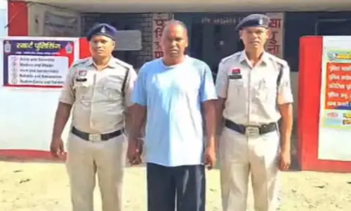 बेटी के लिए सरकारी योजना में किया फर्जीवाड़ा, शिक्षक गिरफ्तार बेटी के लिए सरकारी योजना में किया फर्जीवाड़ा, शिक्षक गिरफ्तार
