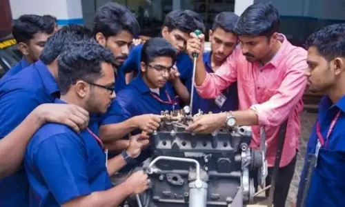 Odisha से रोमानिया को भेजे जाएंगे स्किल्ड वर्कर्स, रोजगार अवसरों को लेकर बड़ी पहल Odisha से रोमानिया को भेजे जाएंगे स्किल्ड वर्कर्स, रोजगार अवसरों को लेकर बड़ी पहल
