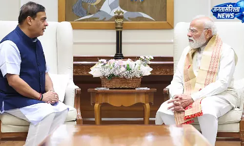 हिमंत बिस्वा सरमा की PM मोदी से मुलाकात हिमंत बिस्वा सरमा की PM मोदी से मुलाकात