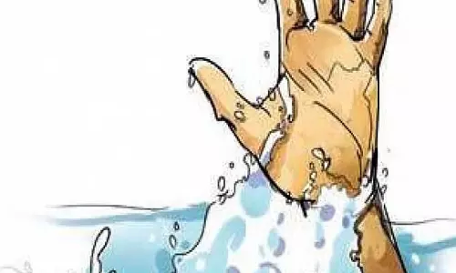Tungabhadra : पांच लोग डूबे, एक शव बरामद, बचाव अभियान जारी Tungabhadra : पांच लोग डूबे, एक शव बरामद, बचाव अभियान जारी